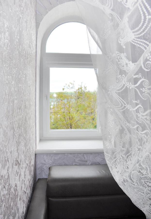 Імперія Otaci Ngoại thất bức ảnh